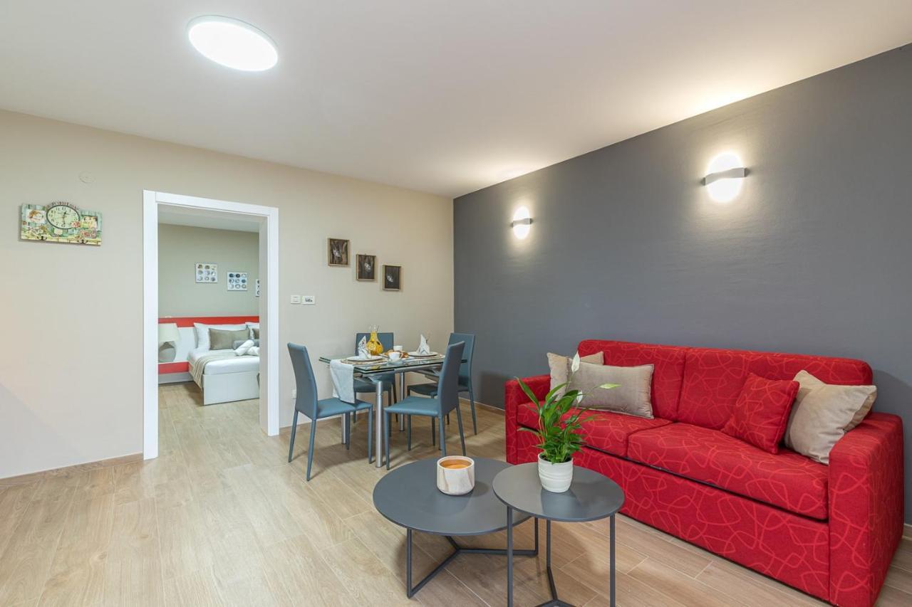 Apartment Complex Irena With Pool Porec Luaran gambar
