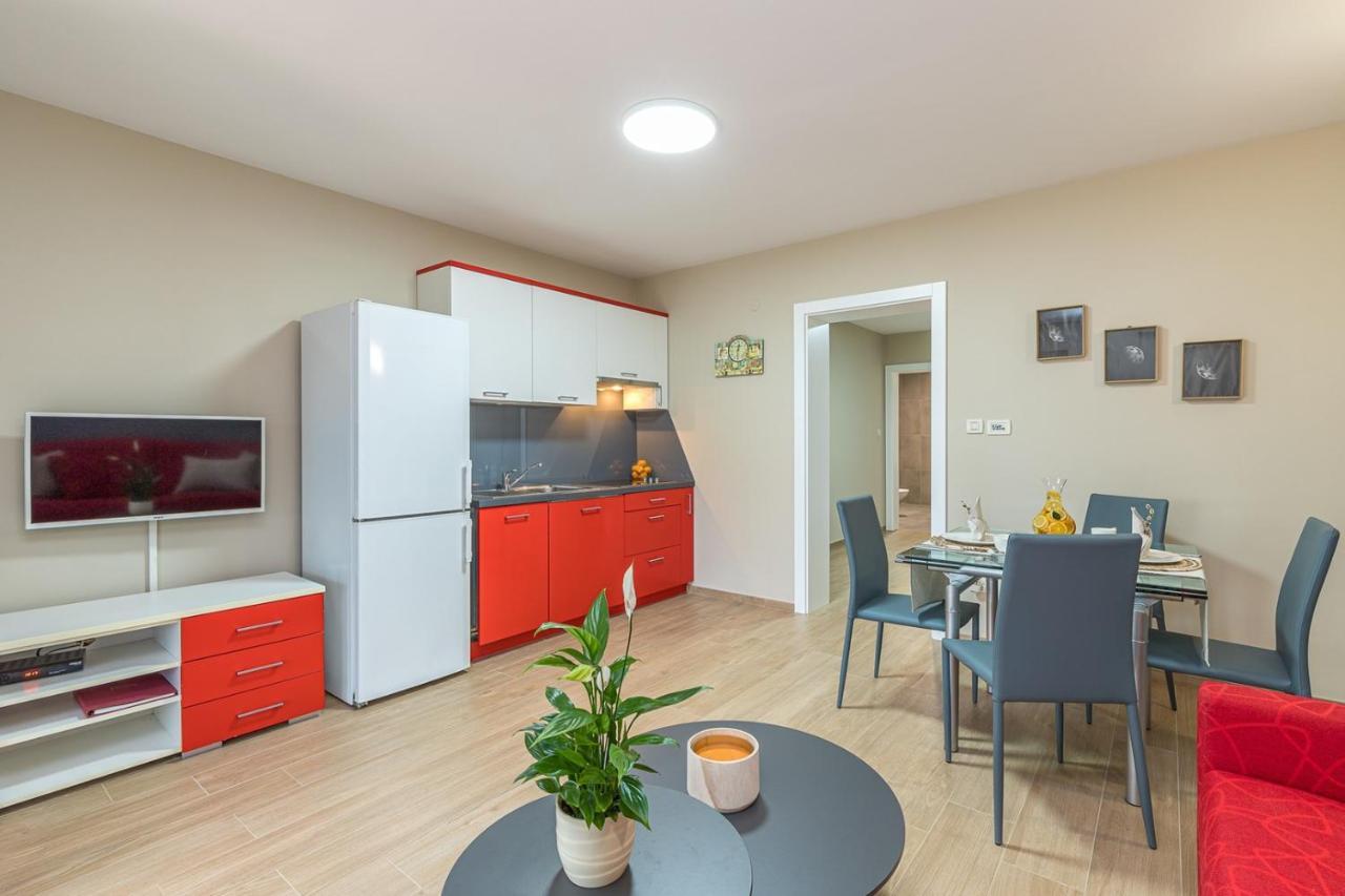 Apartment Complex Irena With Pool Porec Luaran gambar