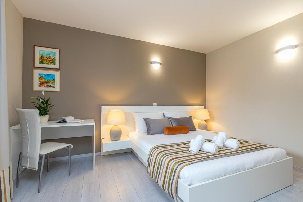 Apartment Complex Irena With Pool Porec Luaran gambar