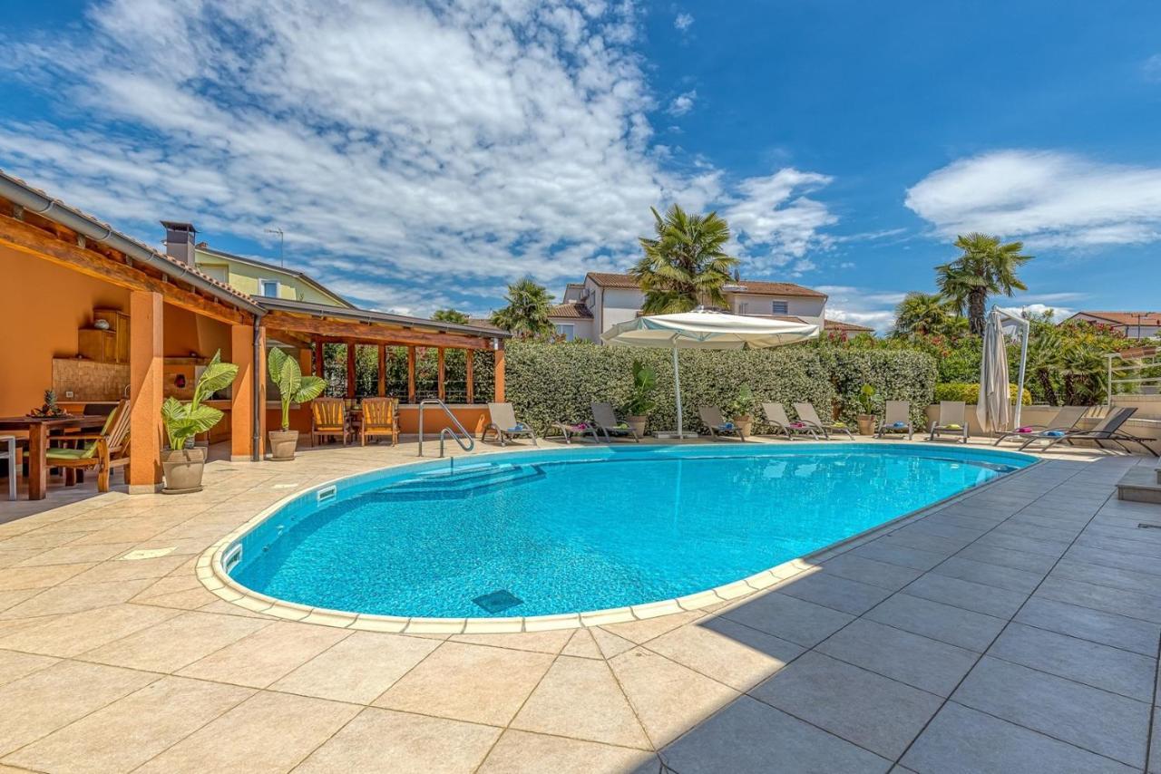Apartment Complex Irena With Pool Porec Luaran gambar