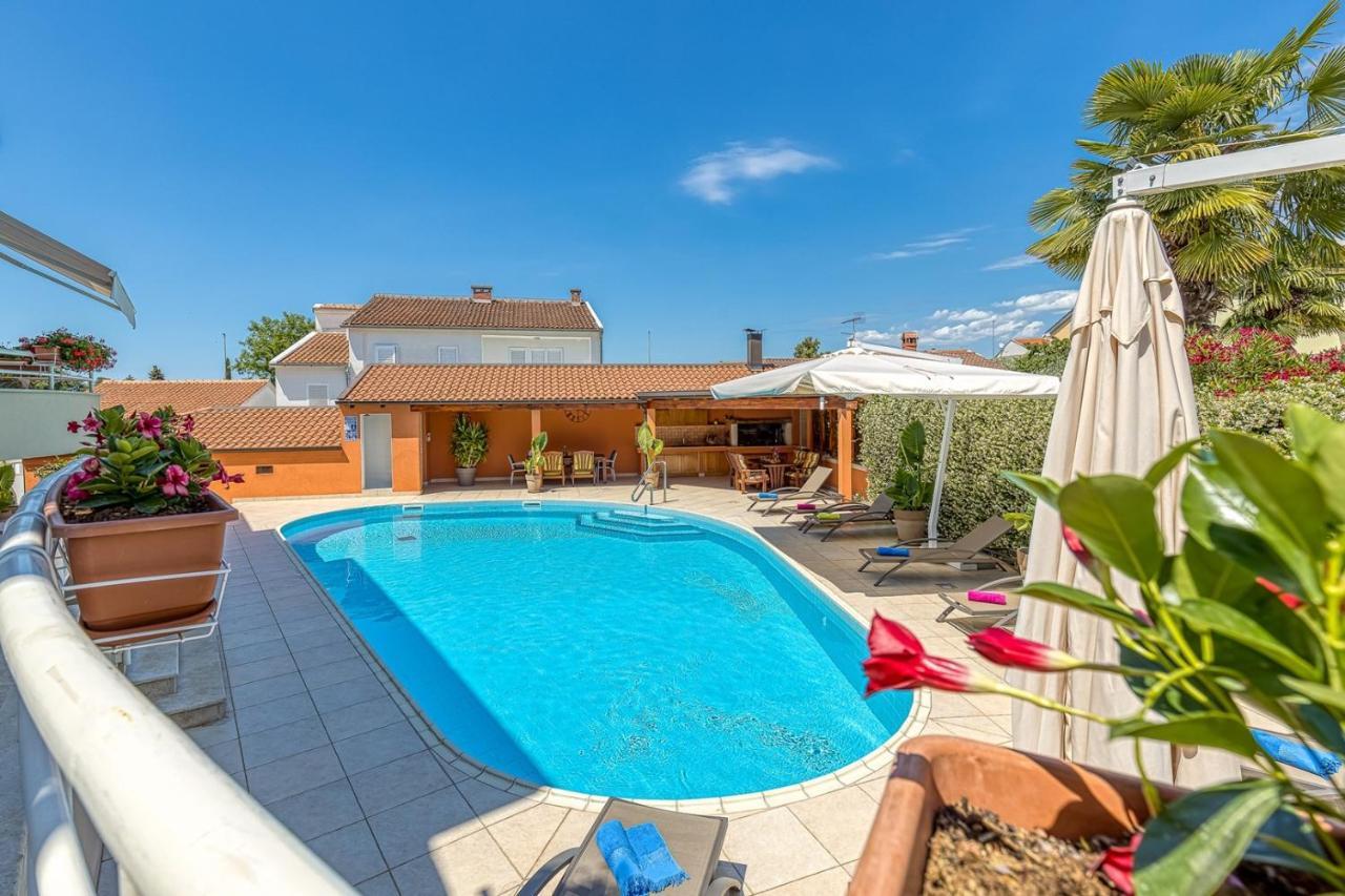 Apartment Complex Irena With Pool Porec Luaran gambar